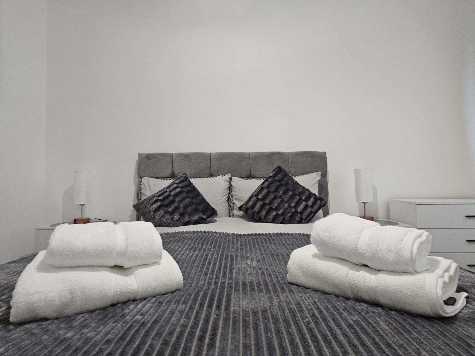 Regina Apartment In فورت ويليام المظهر الخارجي الصورة