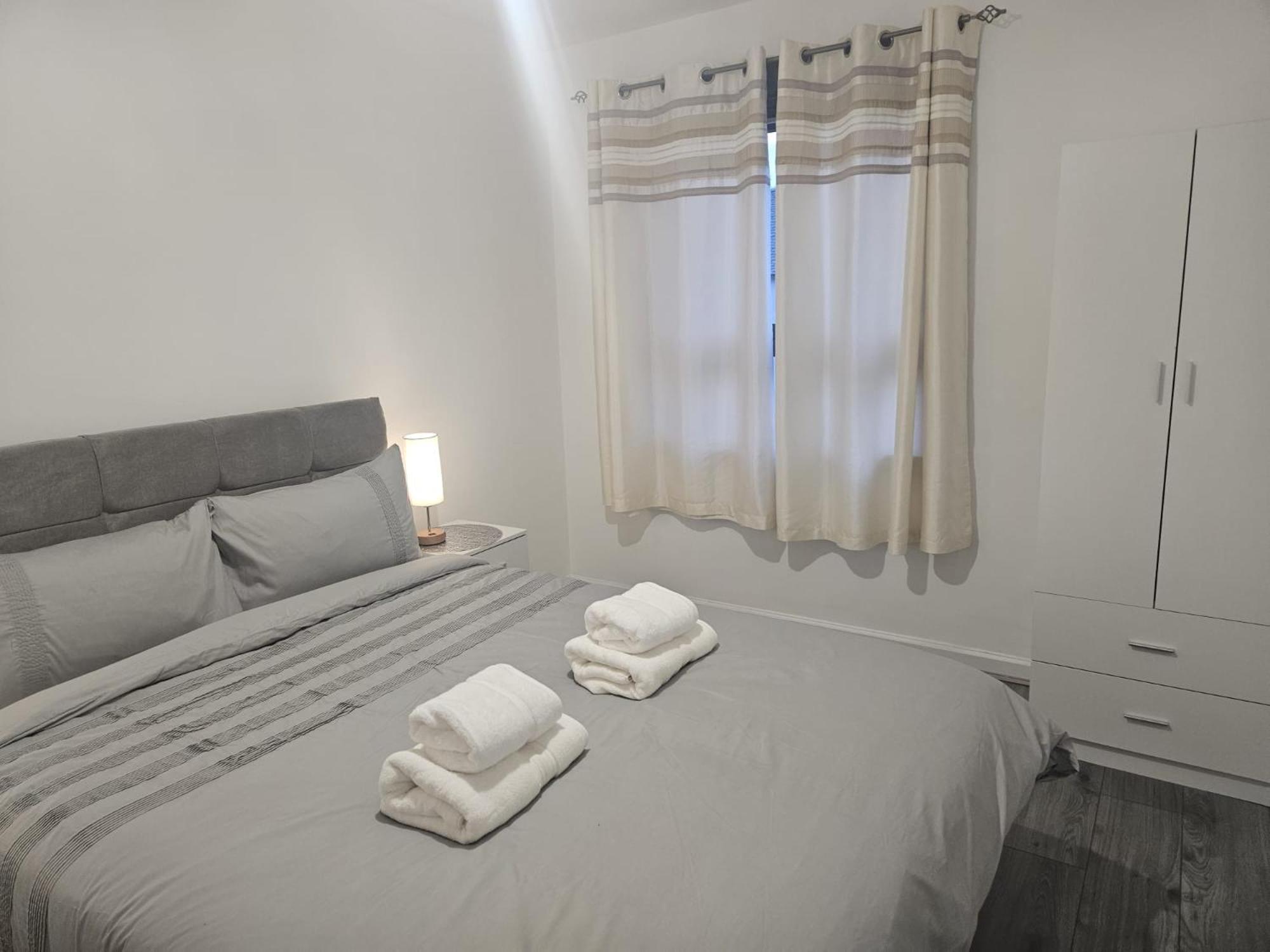 Regina Apartment In فورت ويليام المظهر الخارجي الصورة